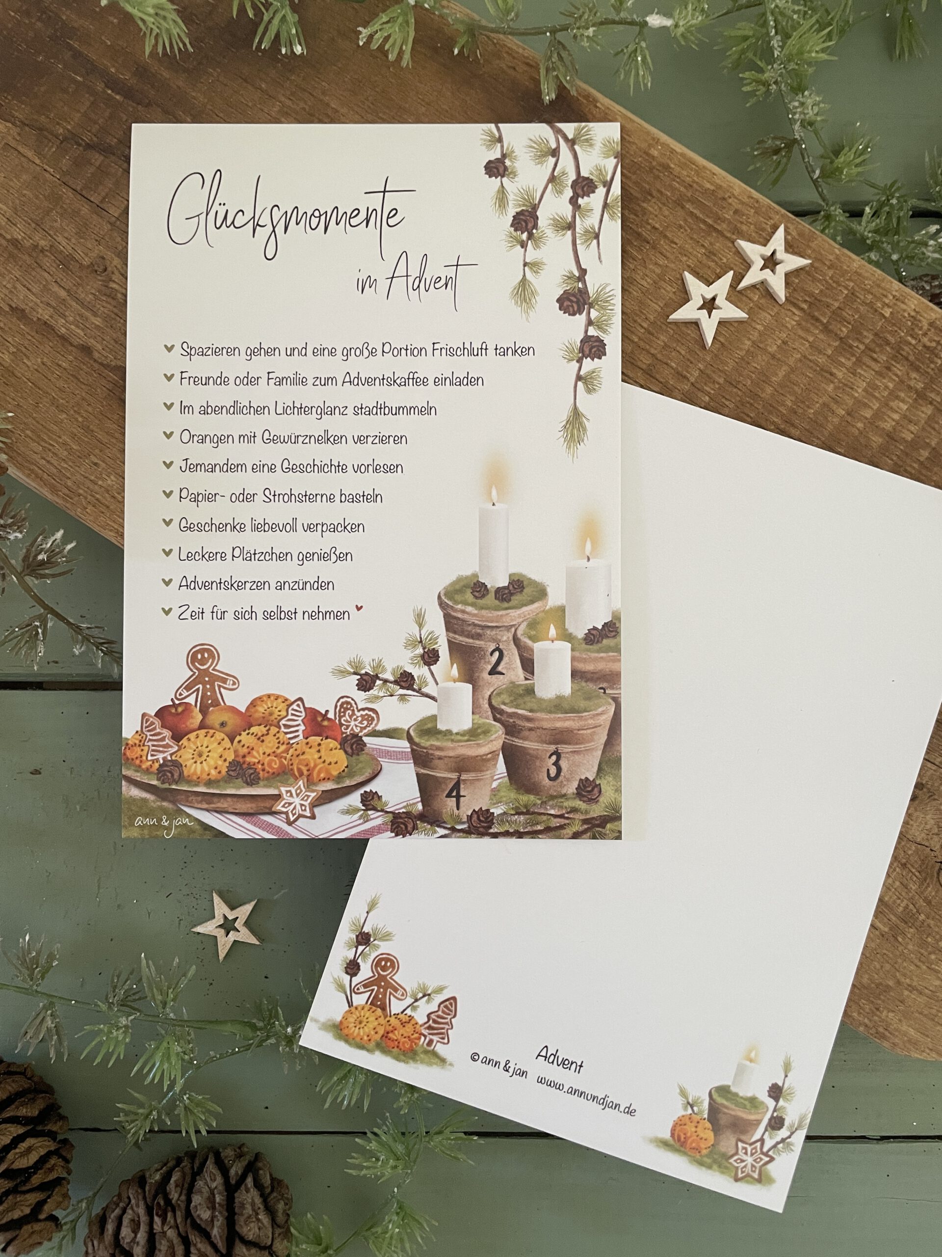 Handillustrierte große Adventspostkarte Glücksmomente im Advent Adventsteller Kerzen Tontöpfe von Ann und Jan
