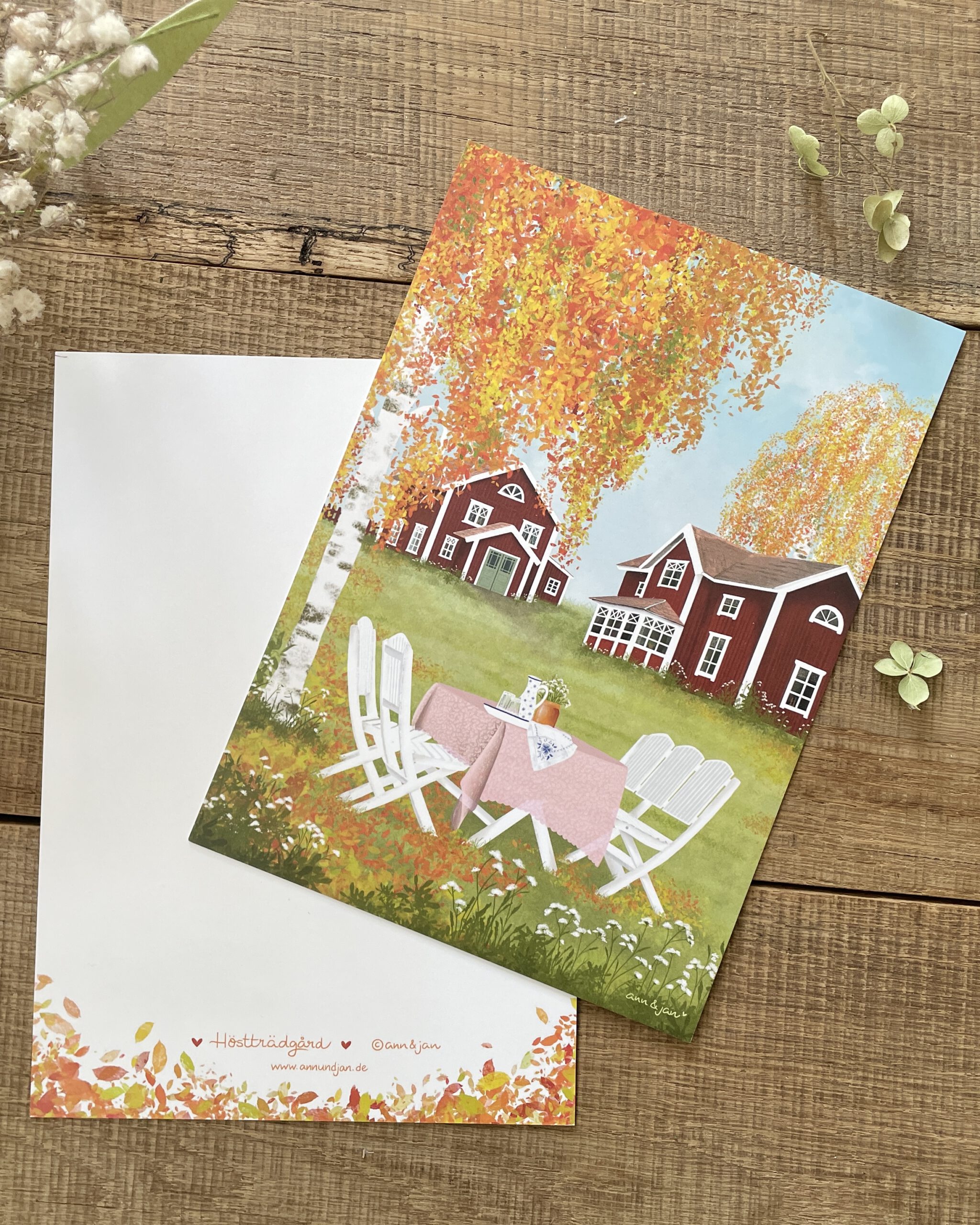 Kunstdruck Höstträdgård Detailansicht bunte Birken Herbstlaub Schwedenhäuser handillustriert Ann und Jan