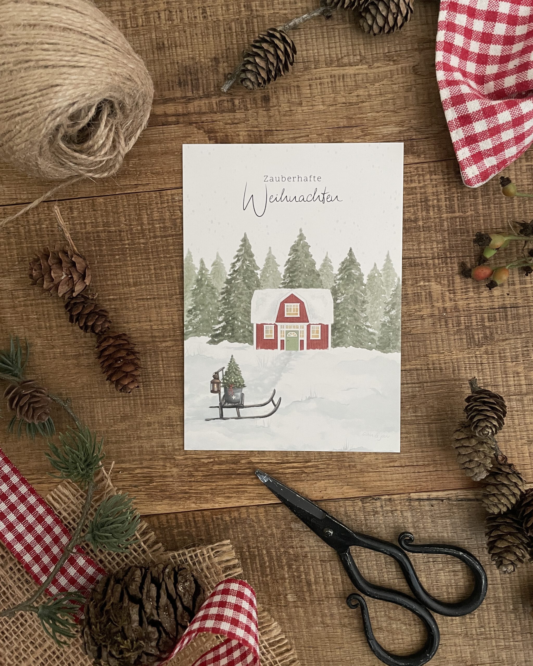 Postkarte „Zauberhafte Weihnachten“ – Schwedenhaus mit Weihnachtsbäumchen – Bild 5